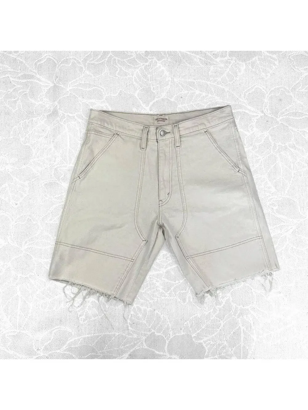 Levi Strauss Signature Cream Denim Long Cut-Off Shorts - Size 34